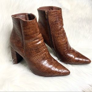 Brown Leather Alligator Patterned Heel Booties